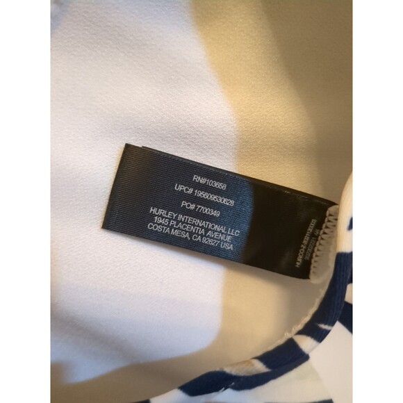 NWT Hurley Swimsuit X-Large  One-Piece Swimwear XL UPF 50+ Leaves Botanicals NEW - Picture 9 of 9